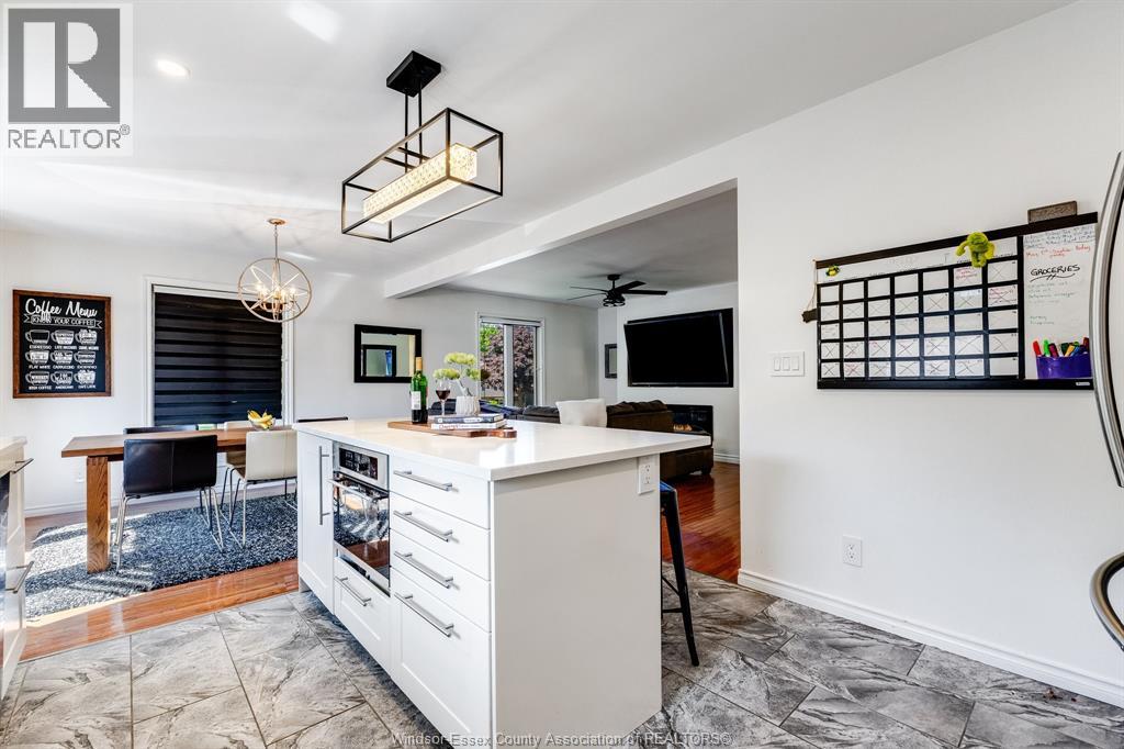 1615 ELMWOOD AVENUE - 10