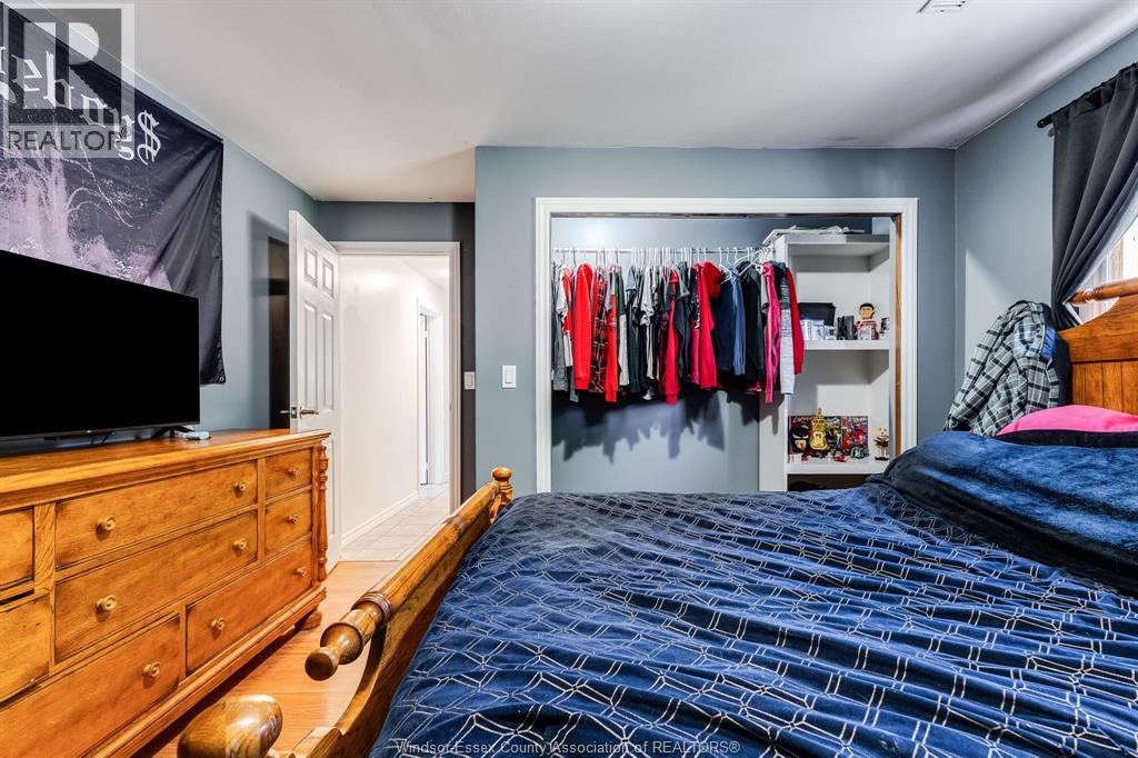 1615 ELMWOOD AVENUE - 29