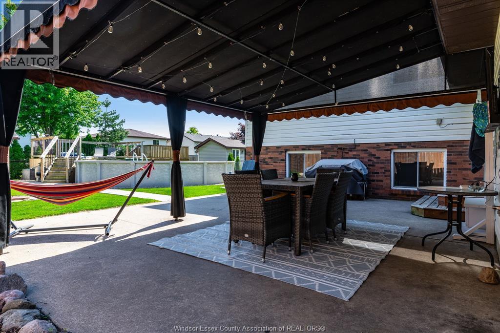 1615 ELMWOOD AVENUE - 34