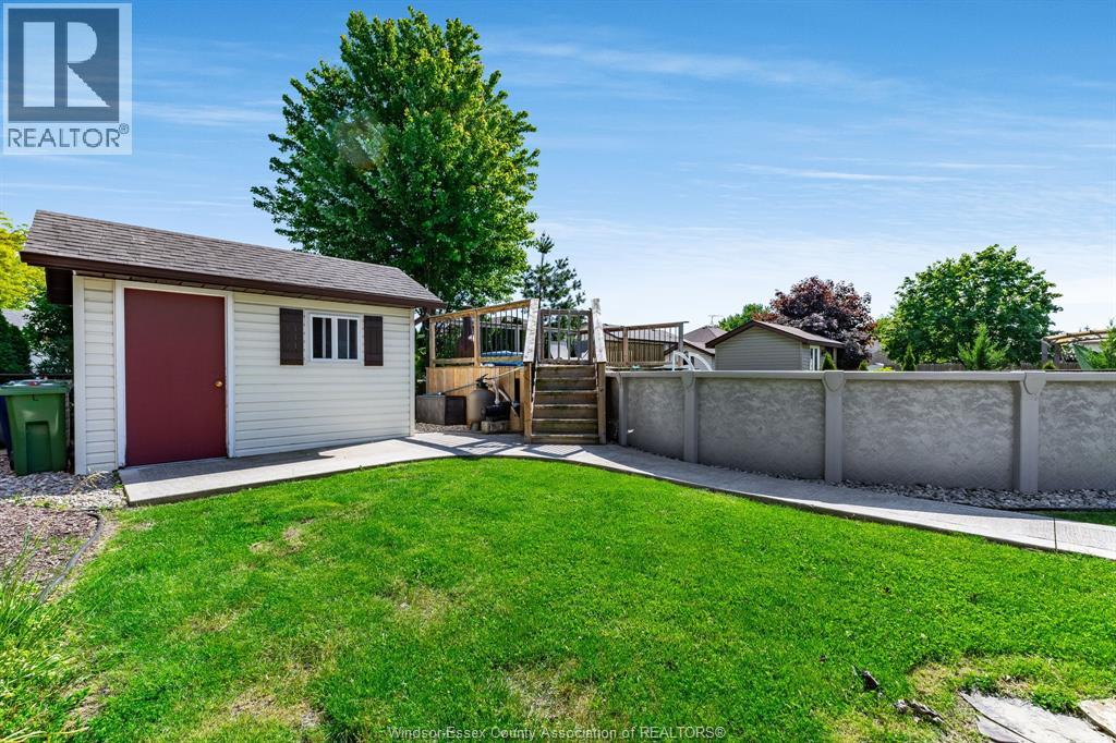1615 ELMWOOD AVENUE - 37