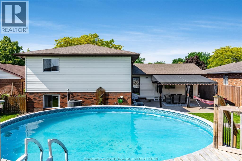1615 ELMWOOD AVENUE - 44