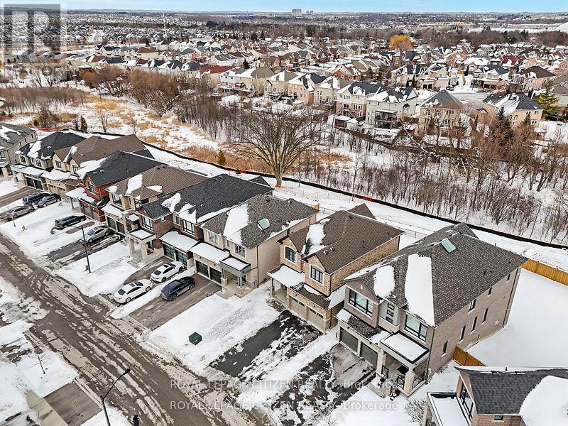 82 CLOSSON DRIVE - 28