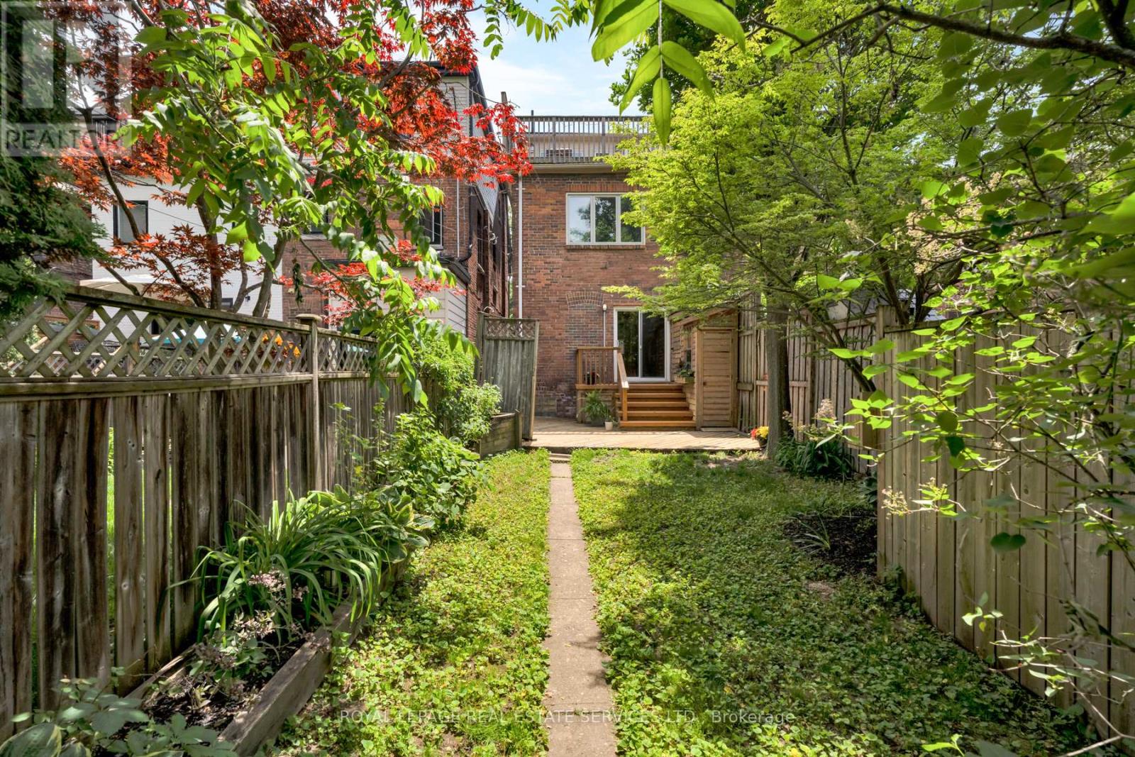 164 FULTON AVENUE - 34