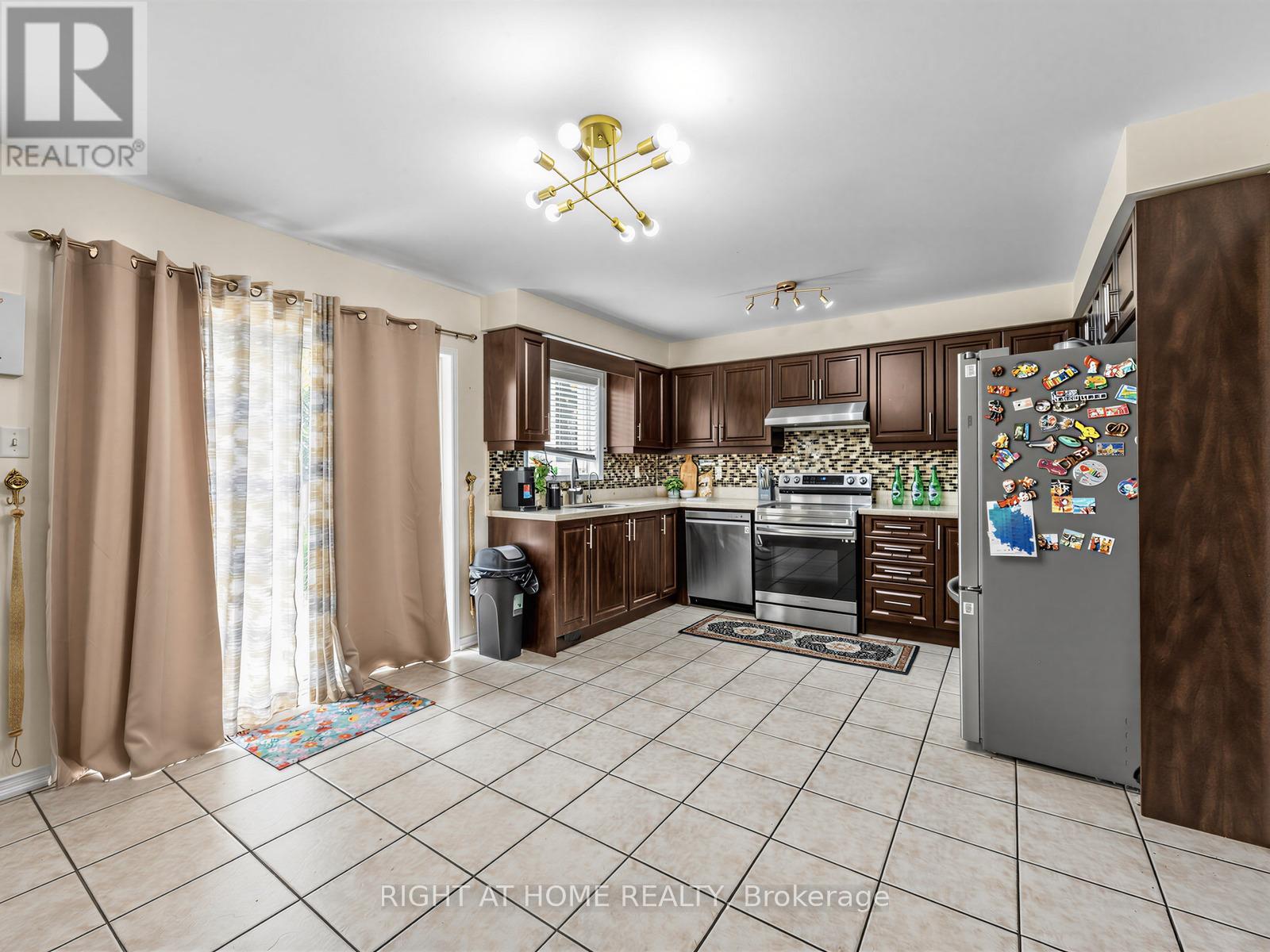 1442 BRIDGEPORT STREET - 13