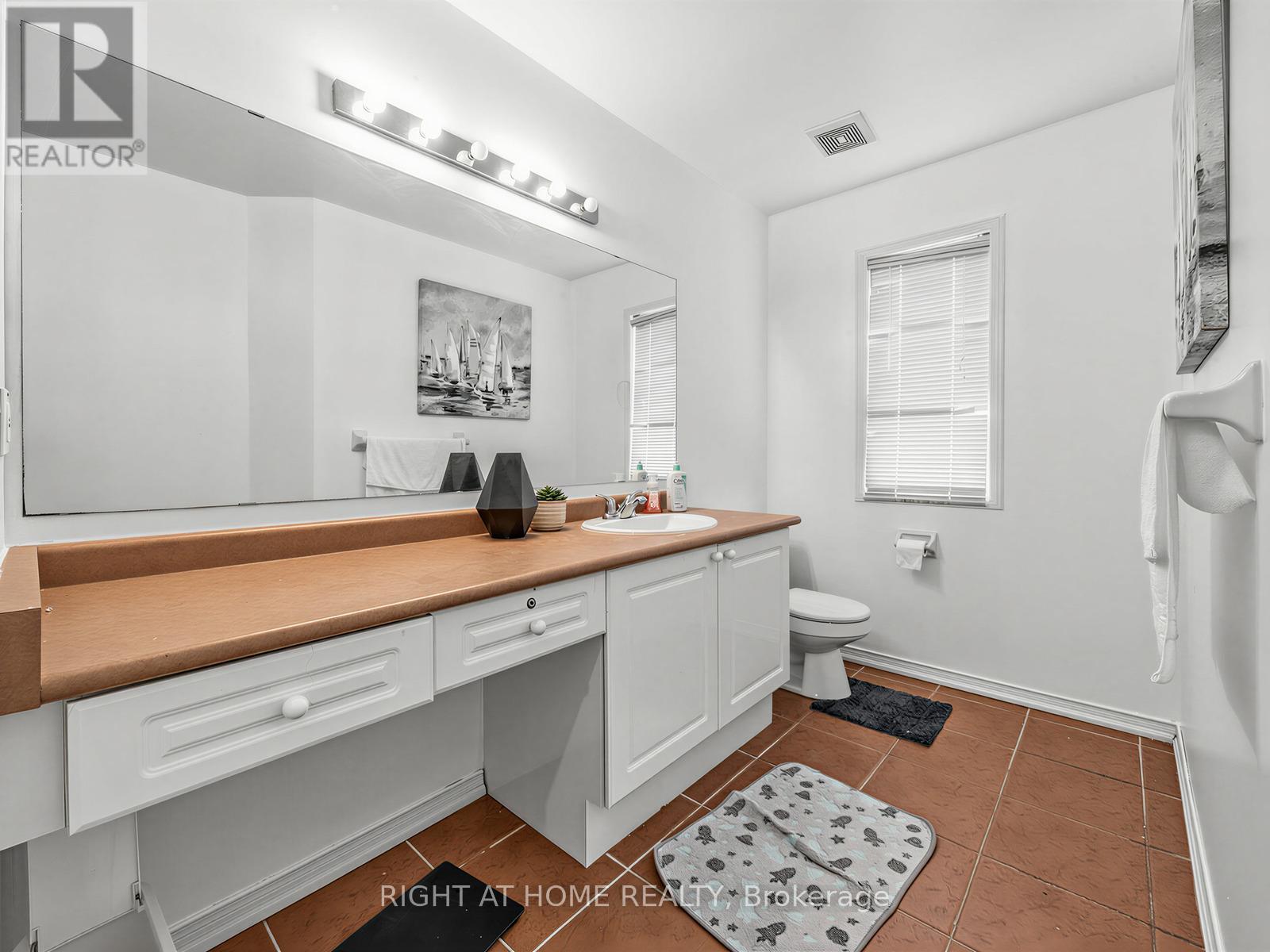 1442 BRIDGEPORT STREET - 25