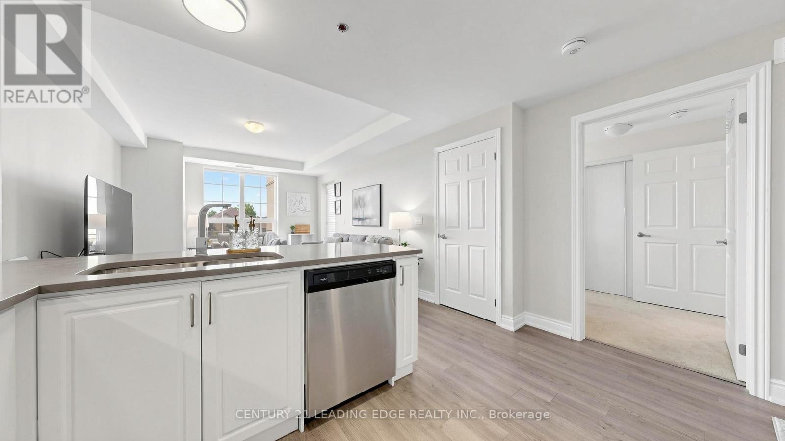 #208 21 BROOKHOUSE DRIVE - 16
