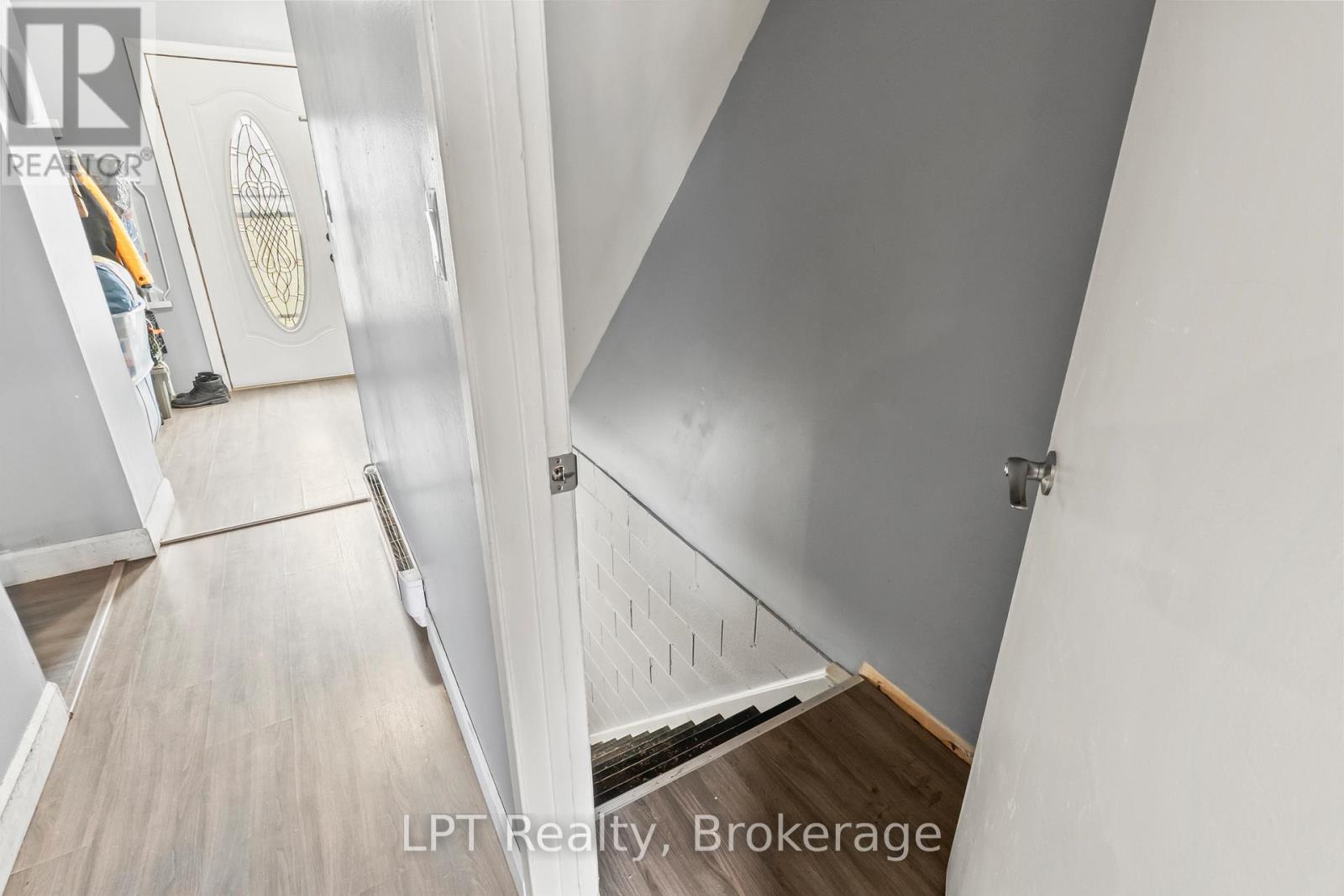 4 TIFFANY PLACE - 21