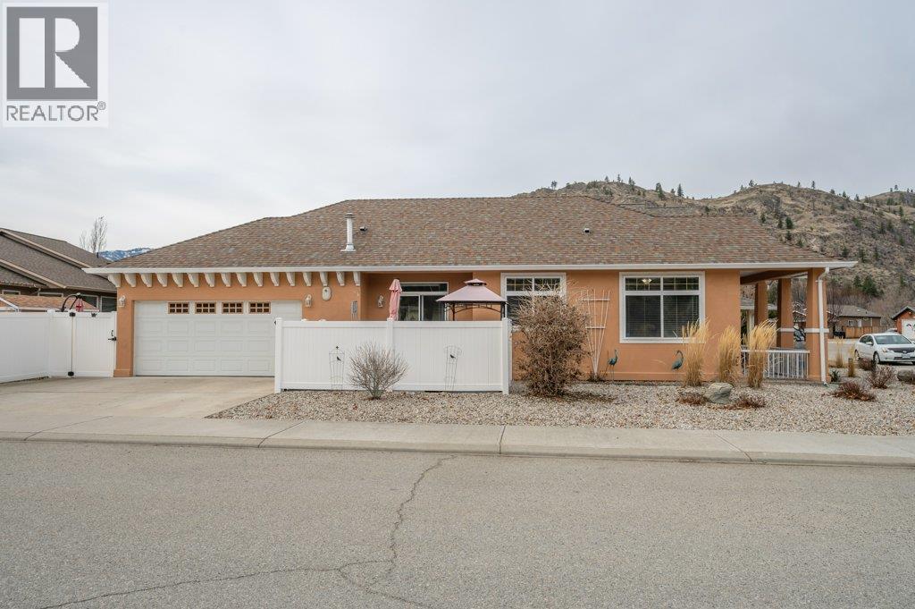 247 Willows Place, Oliver