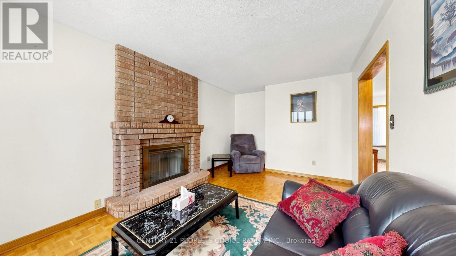 145 CHANCELLOR DRIVE - 11
