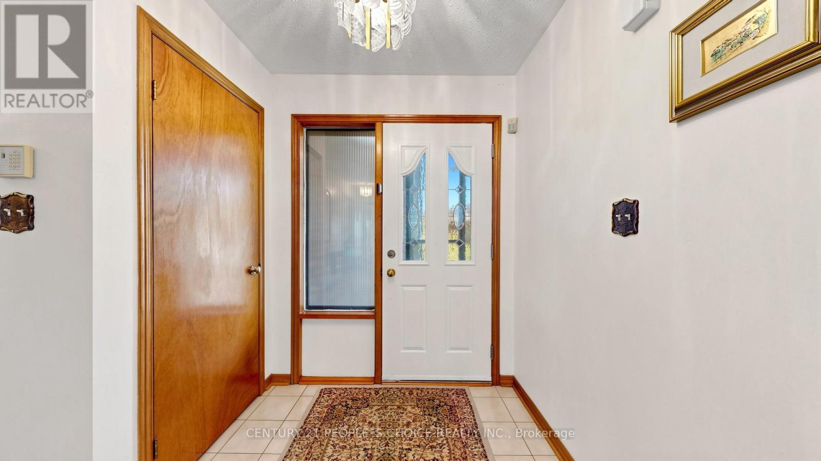 145 CHANCELLOR DRIVE - 20