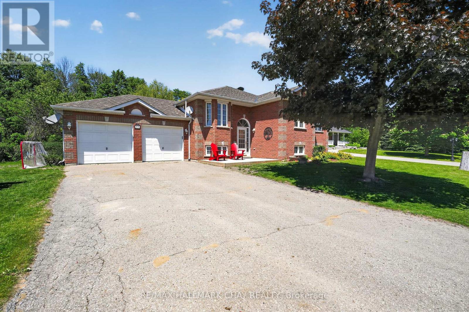 55 BURBANK CIRCLE - Image 2