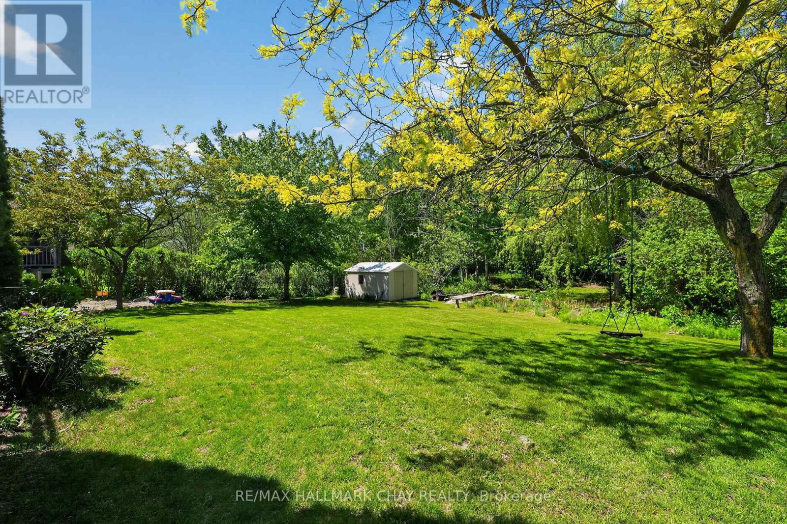 55 BURBANK CIRCLE - 4