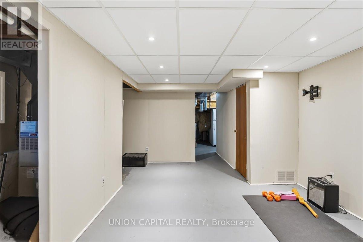31 OCHALSKI ROAD - 24