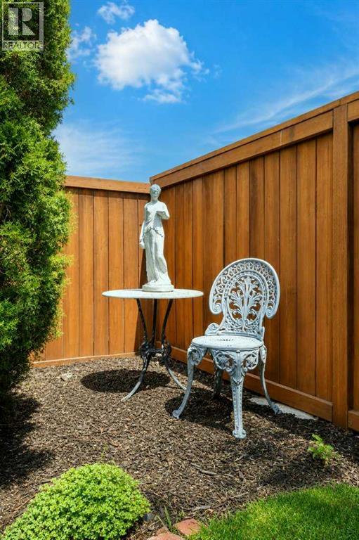 285 Colter Crescent NW - 35
