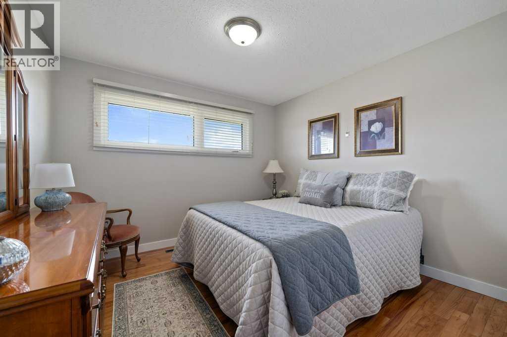 285 Colter Crescent NW - 15