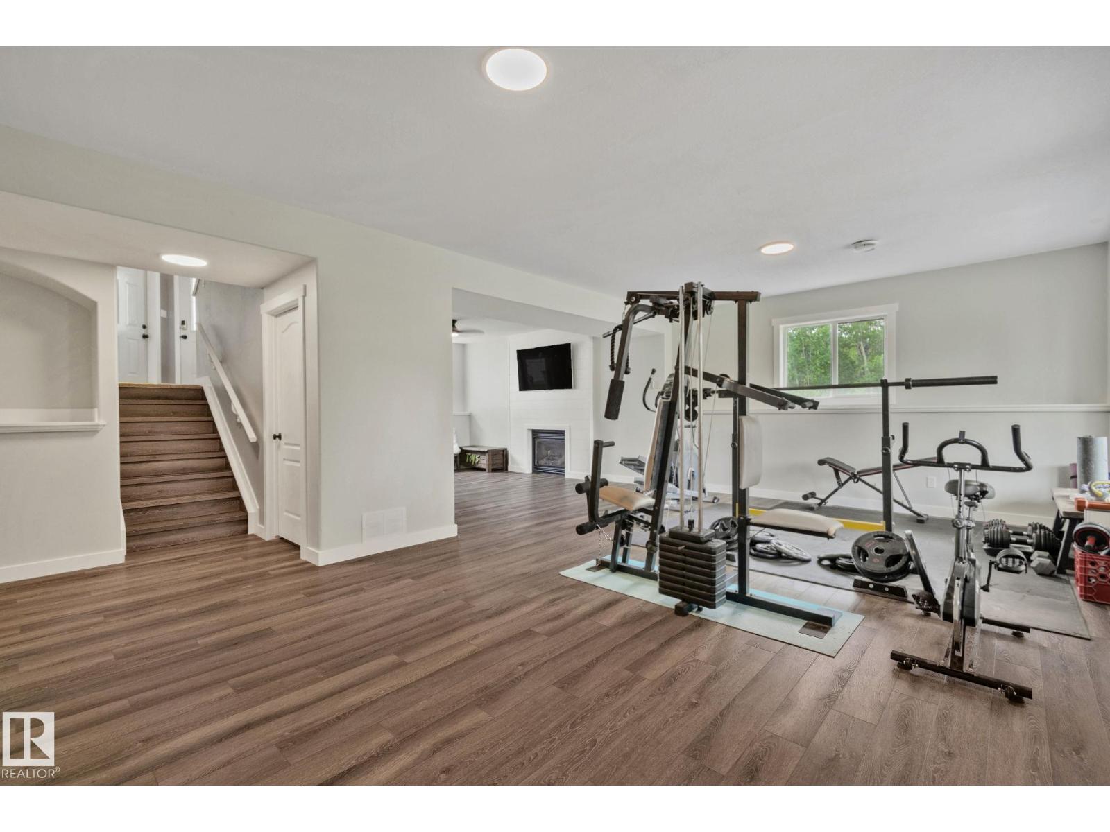 #14 53122 RGE ROAD 14 - 27