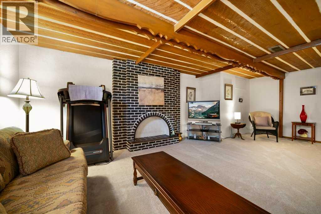 285 Colter Crescent NW - 22