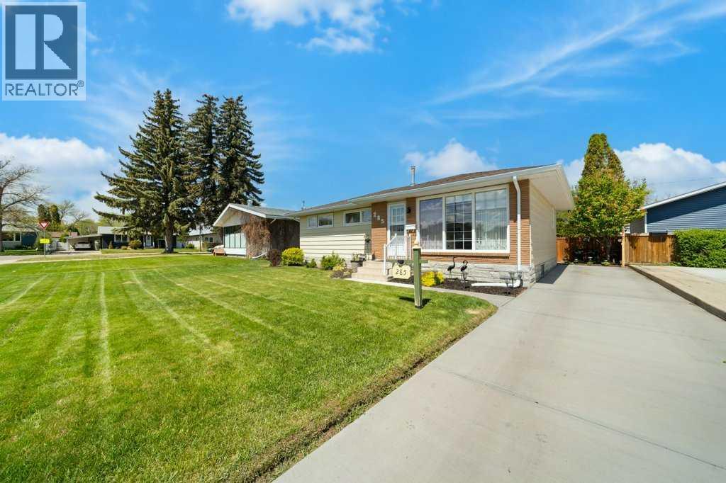 285 Colter Crescent NW - 5