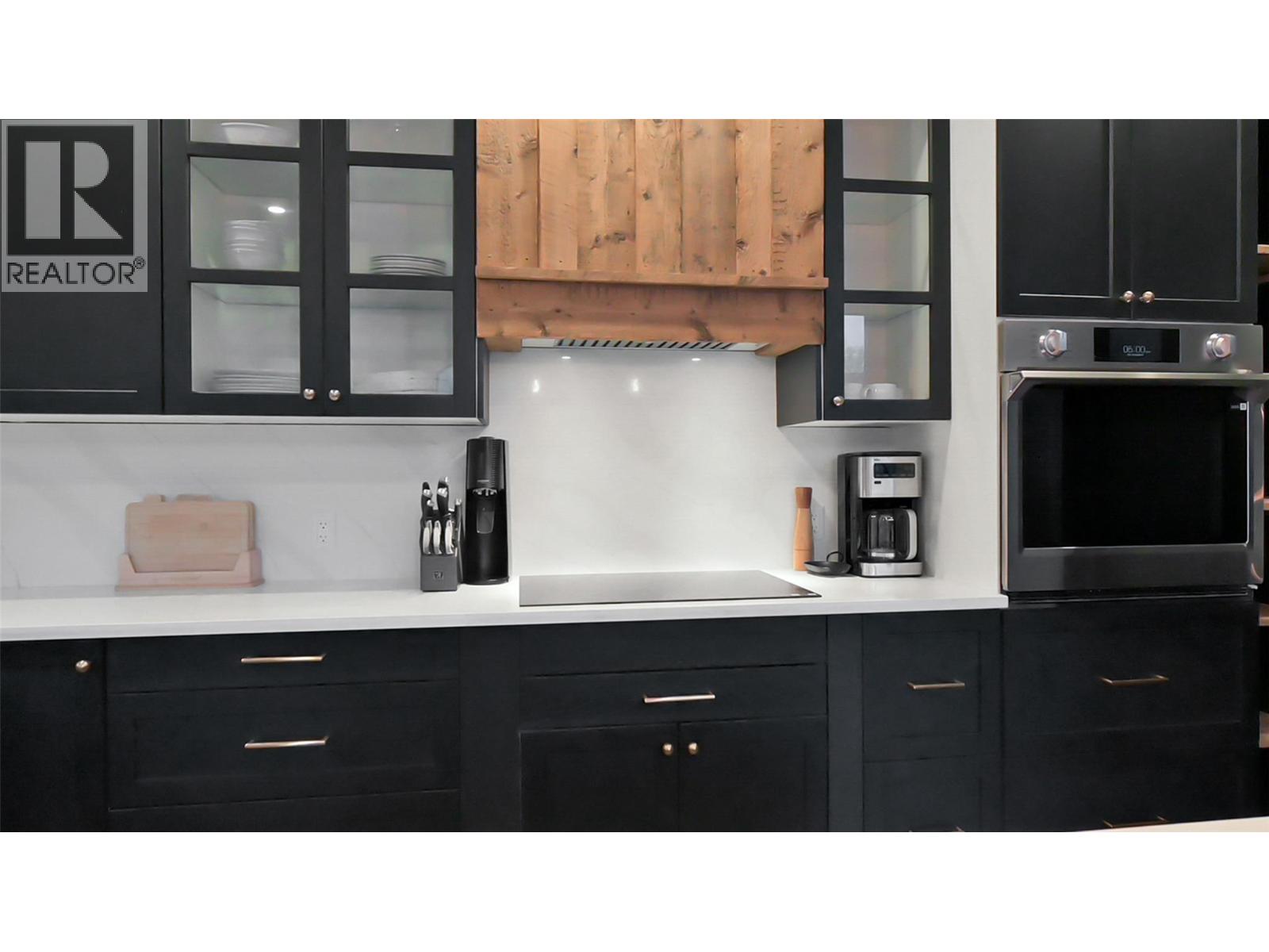 1614 Lower Lakeview Lane - 15