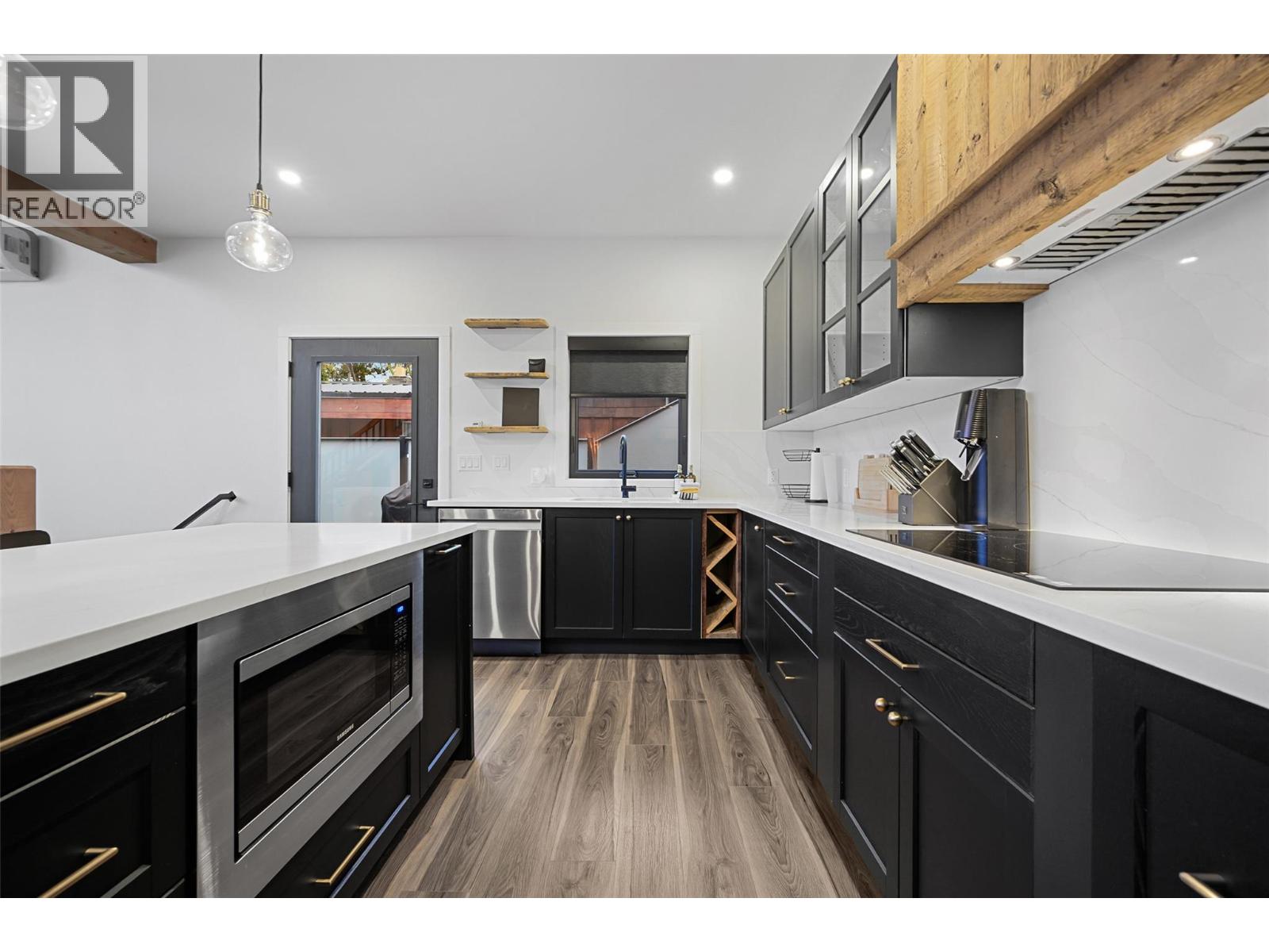 1614 Lower Lakeview Lane - 16