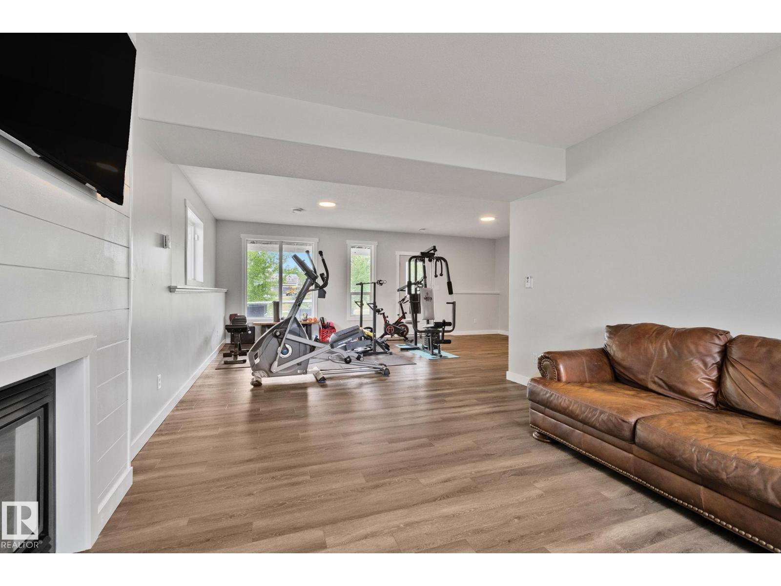 #14 53122 RGE ROAD 14 - 32