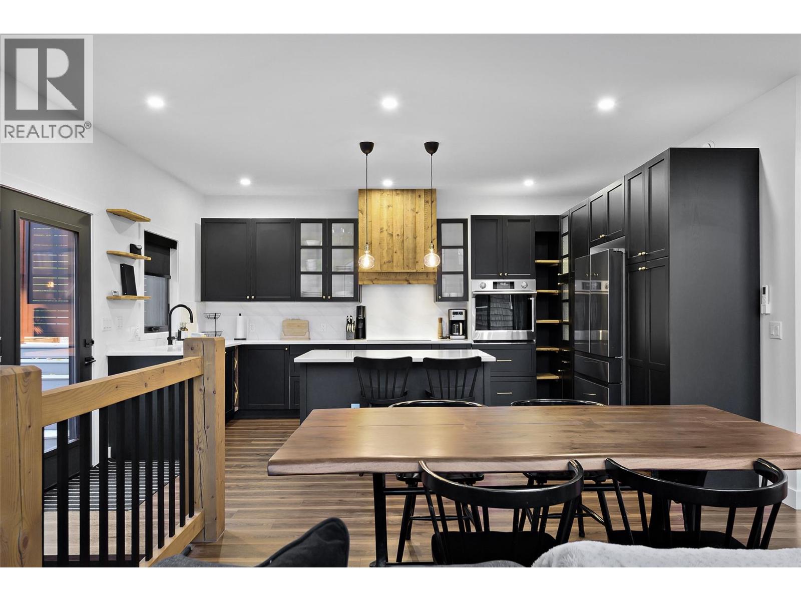 1614 Lower Lakeview Lane - 9