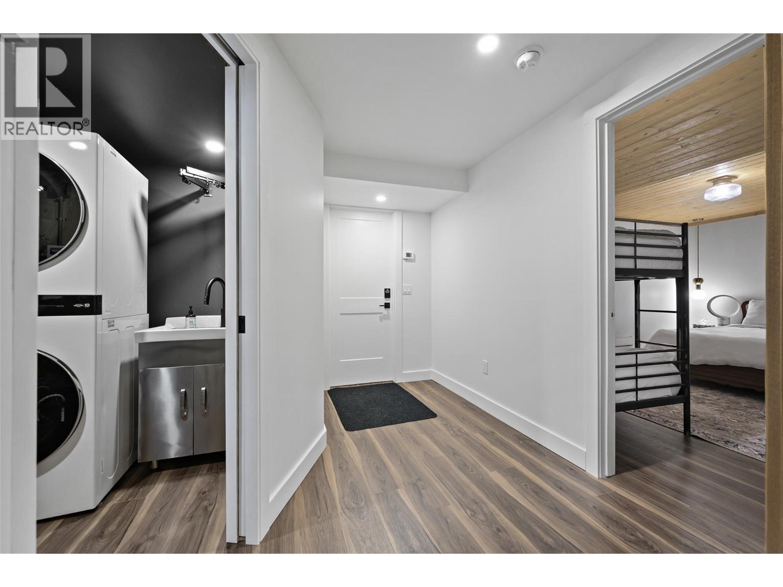 1614 Lower Lakeview Lane - 38