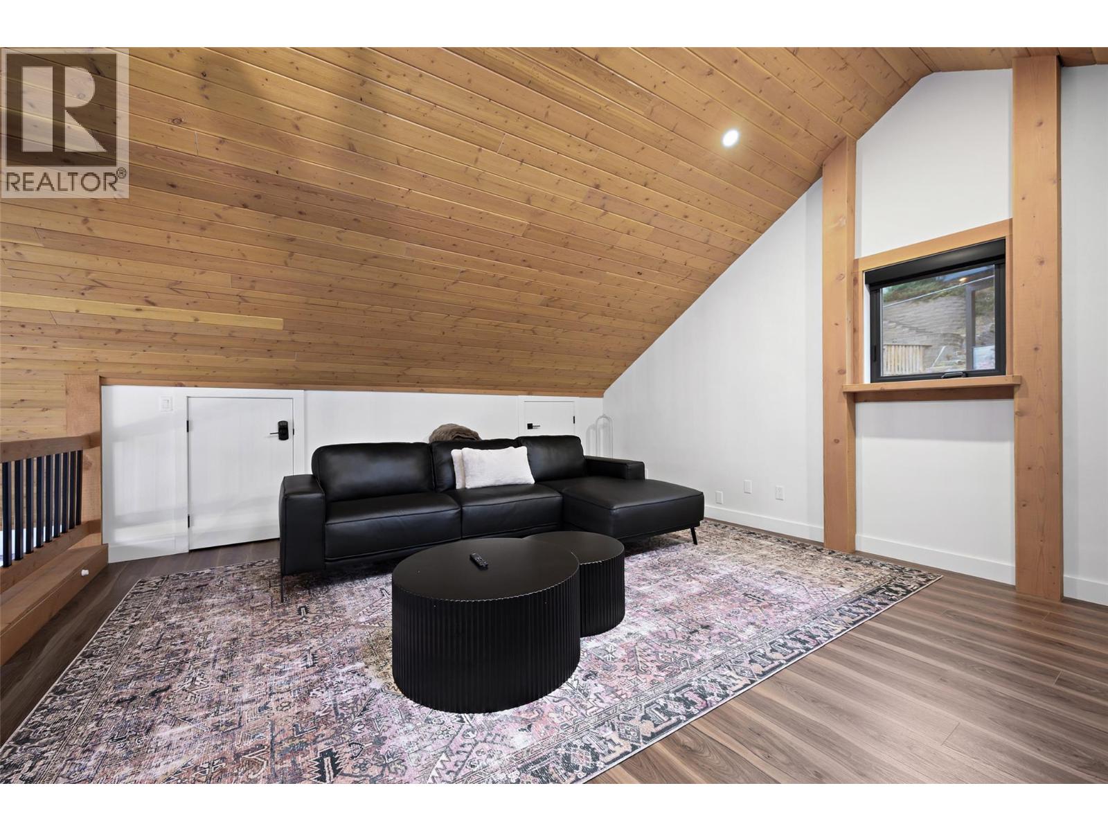1614 Lower Lakeview Lane - 32