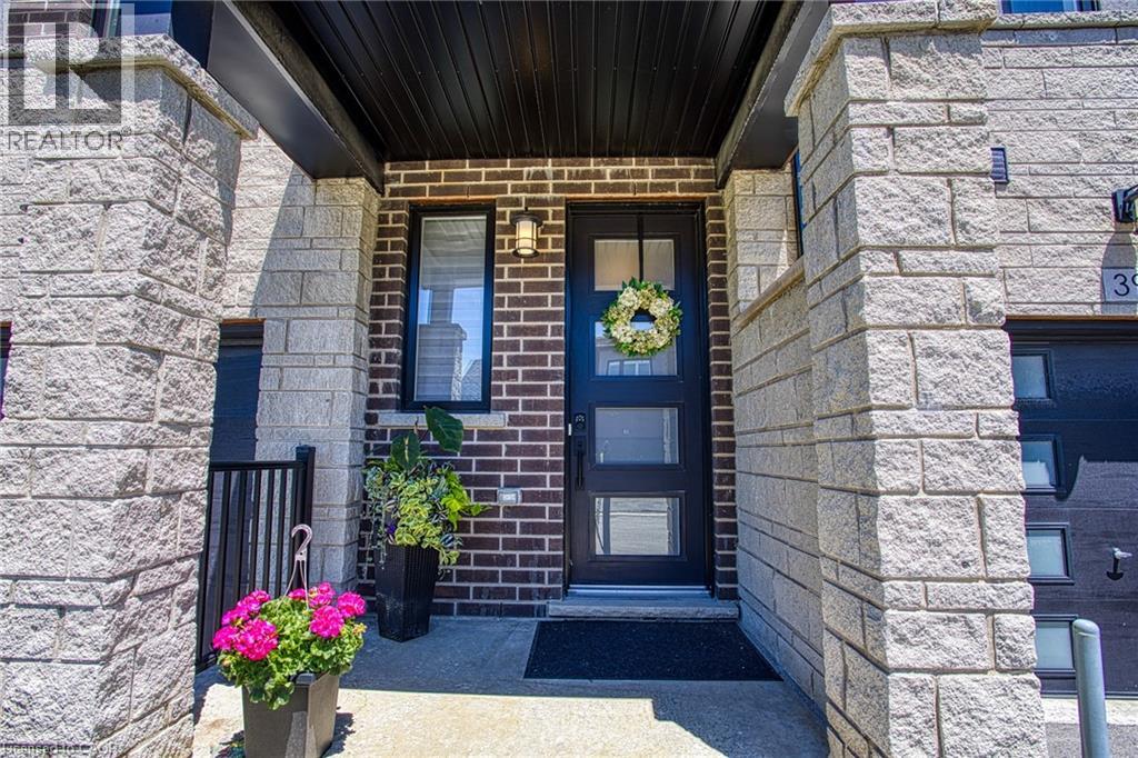 39 BENSLEY Lane - Image 3