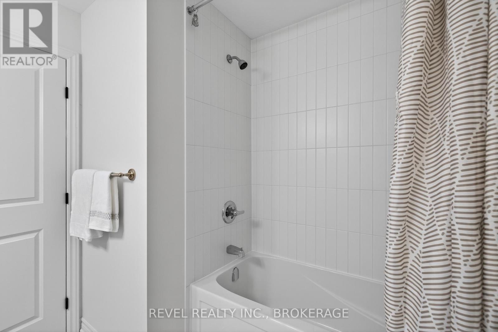326 DOCKSIDE DRIVE - 28