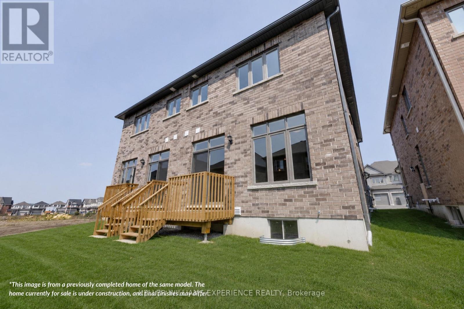 46 SAGEWOOD AVENUE - 36