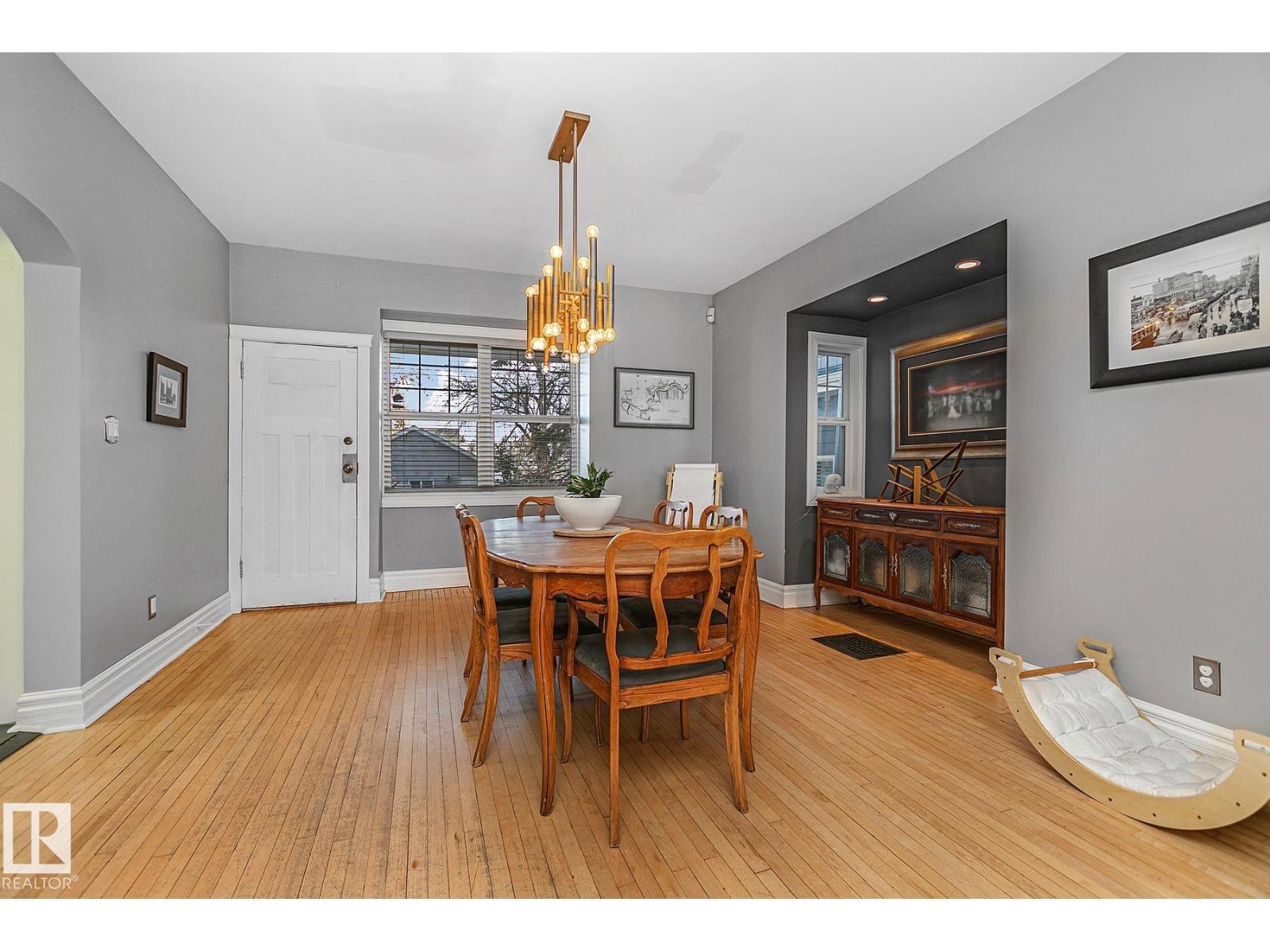10823 125 ST NW - 11