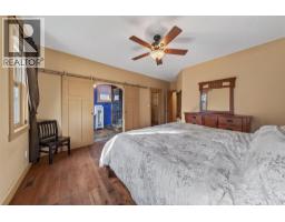 6880 Columbia Ridge Drive, Fairmont Hot Springs, BC V0B1L2 Photo 17