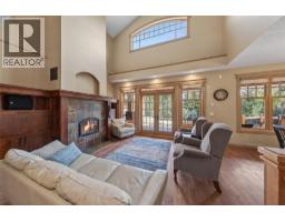 Bedroom - 6880 Columbia Ridge Drive, Fairmont Hot Springs, BC V0B1L2 Photo 9