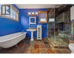 6880 Columbia Ridge Drive, Fairmont Hot Springs, BC V0B1L2 Photo 18