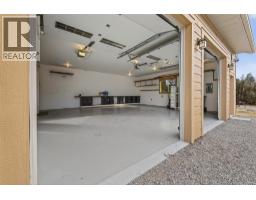 6880 Columbia Ridge Drive, Fairmont Hot Springs, BC V0B1L2 Photo 42