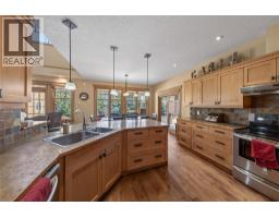 6880 Columbia Ridge Drive, Fairmont Hot Springs, BC V0B1L2 Photo 15