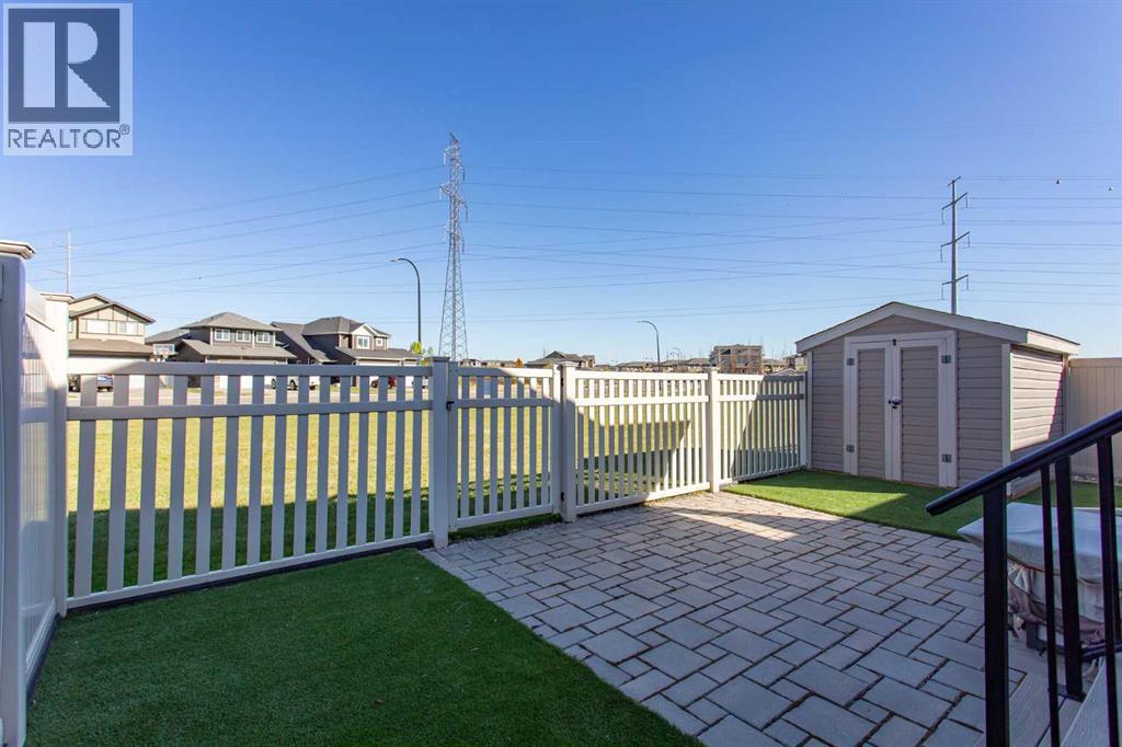 42 Vista Close — photo 29