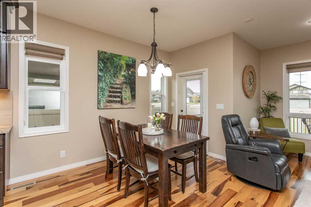 42 Vista Close — photo 7