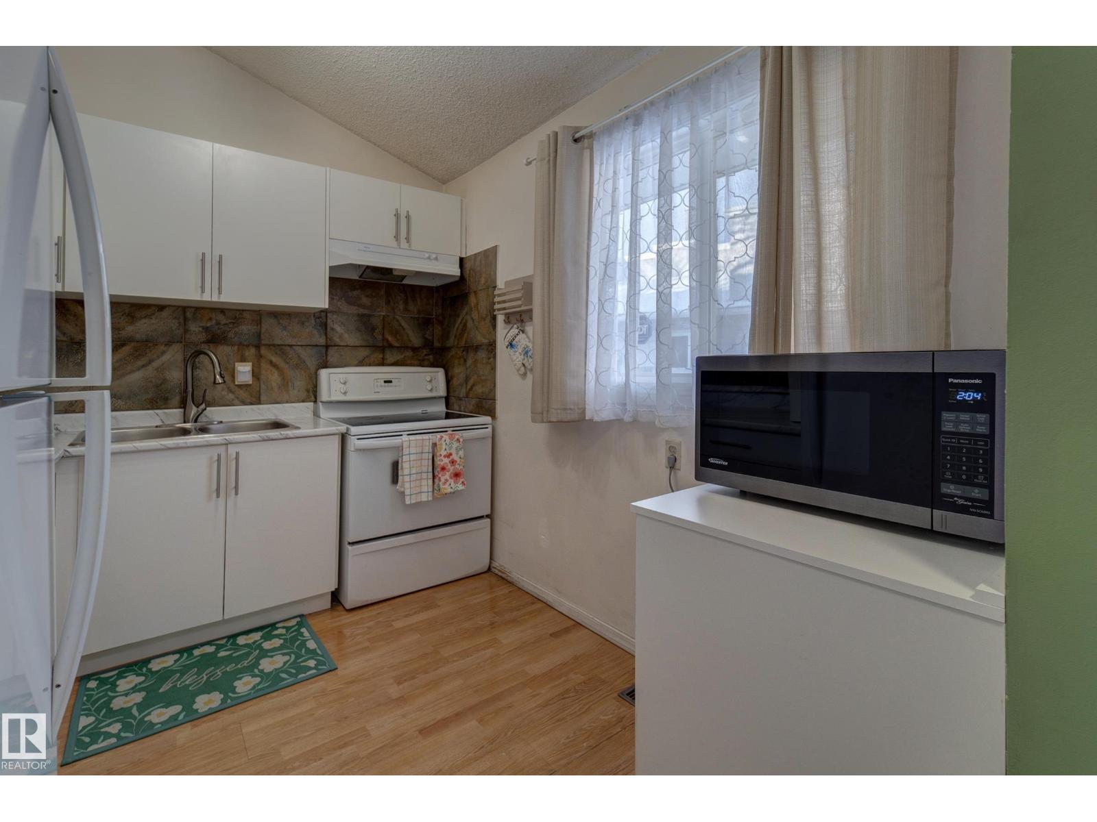 5626 19A AV NW - 5