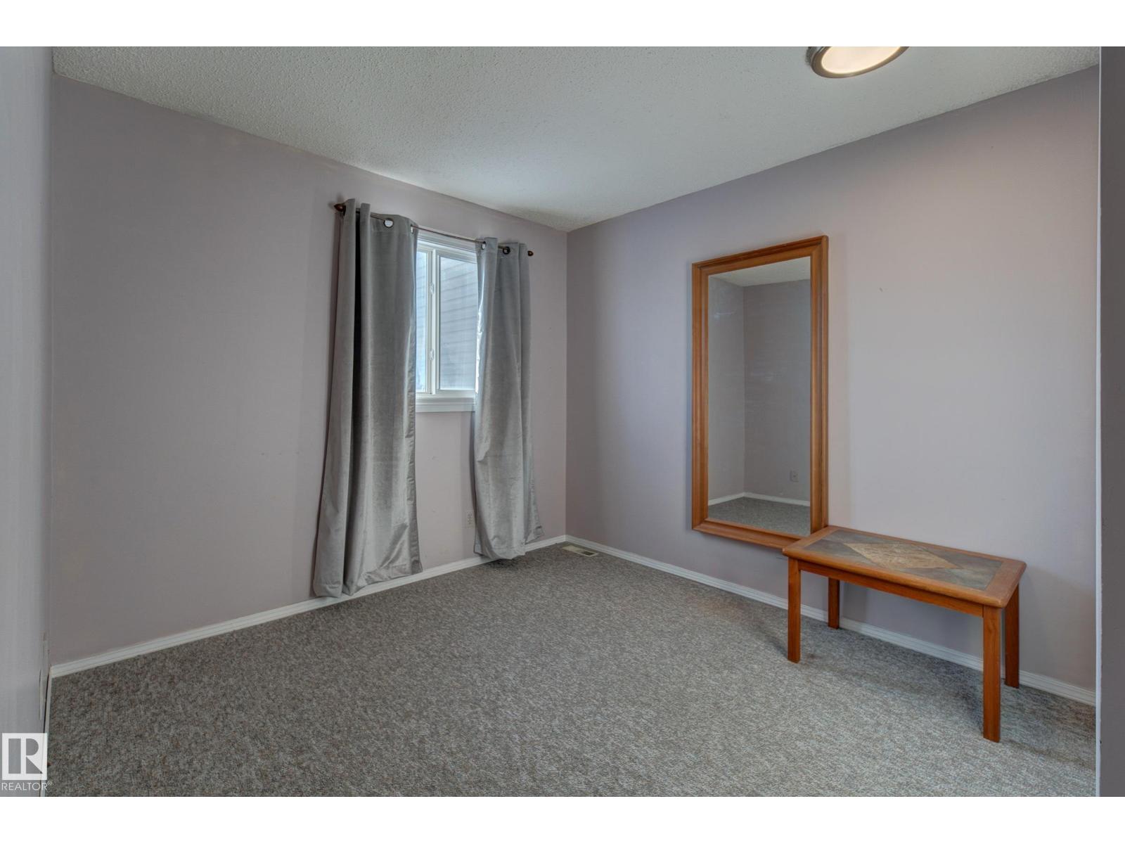 5626 19A AV NW - 27