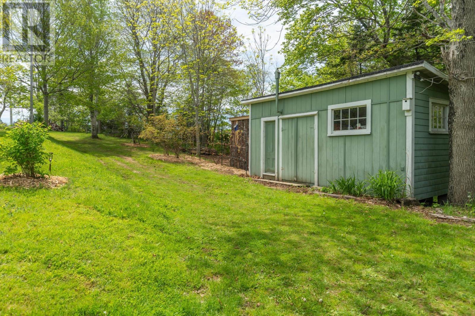 Property 35 of 49 of 286 Haley Drive