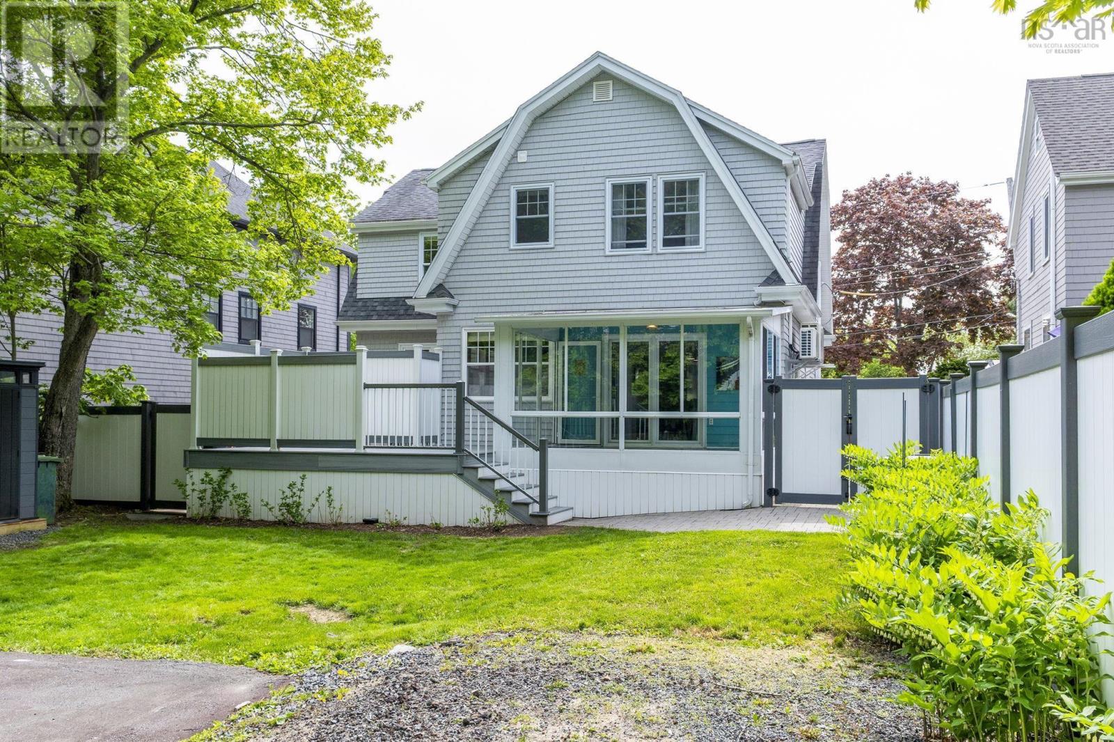 Property 45 of 51 of 1153 Dalhousie Street