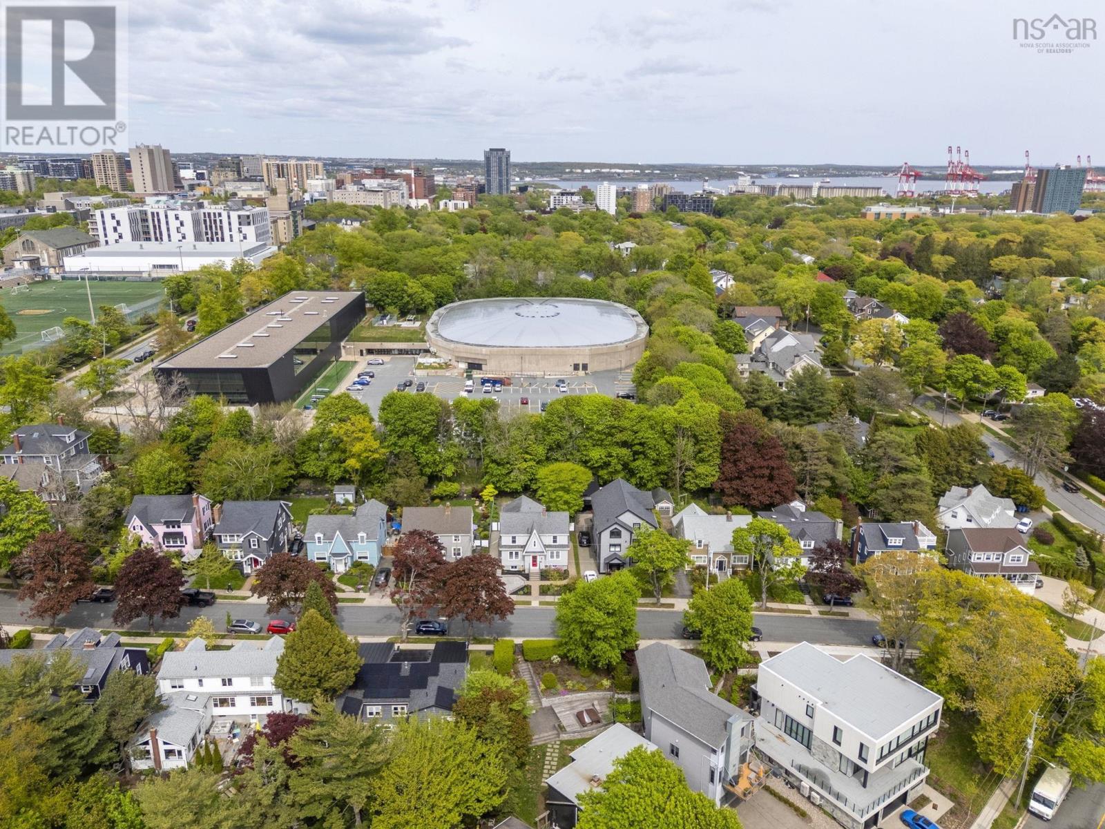 Property 48 of 51 of 1153 Dalhousie Street