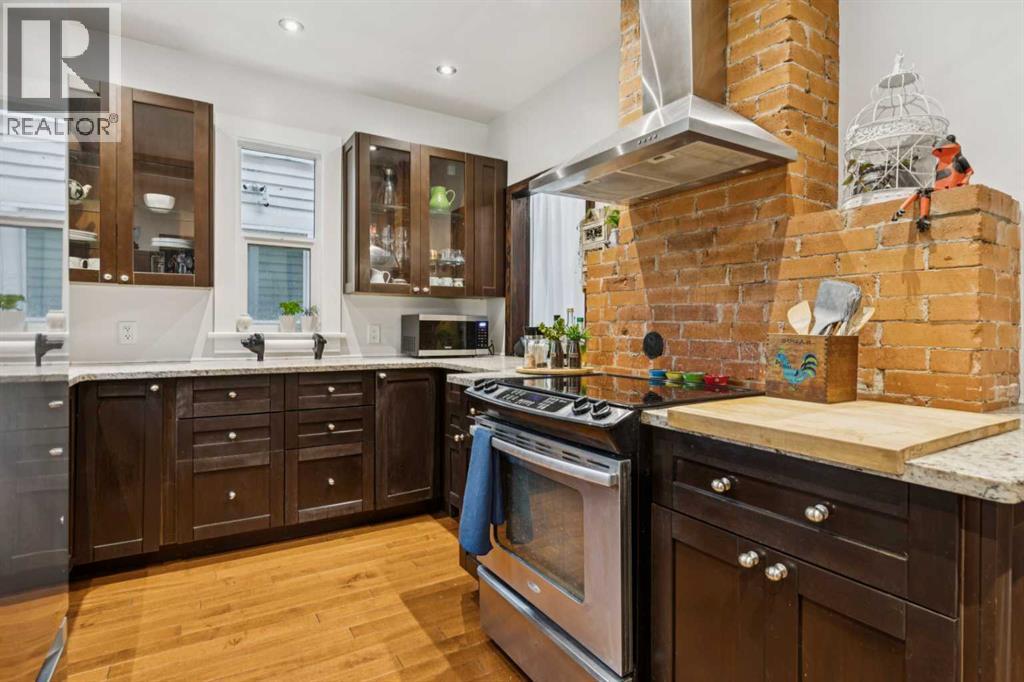 533 22 Avenue SW - 14