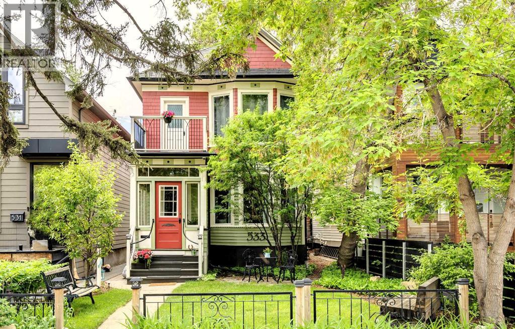533 22 Avenue SW - 1