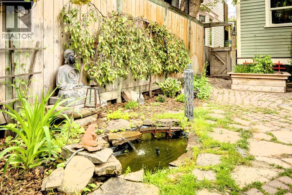 533 22 Avenue SW - 40