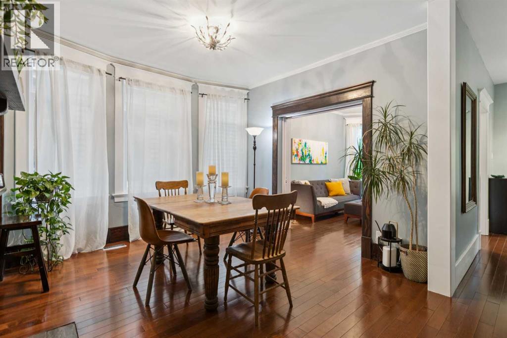 533 22 Avenue SW - 8