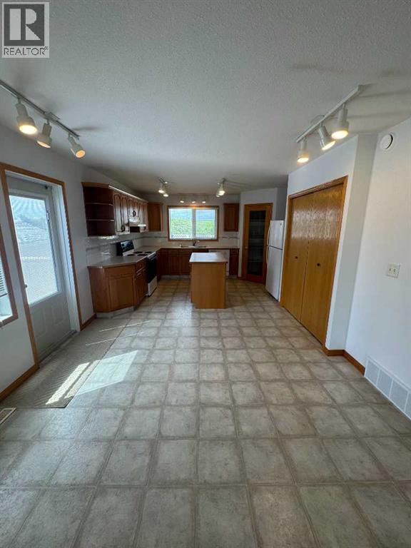 22 Julia Place — photo 15
