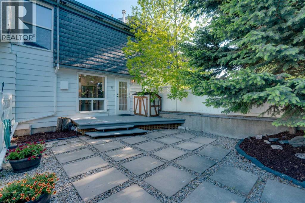 370 Brae Glen Crescent SW - 7